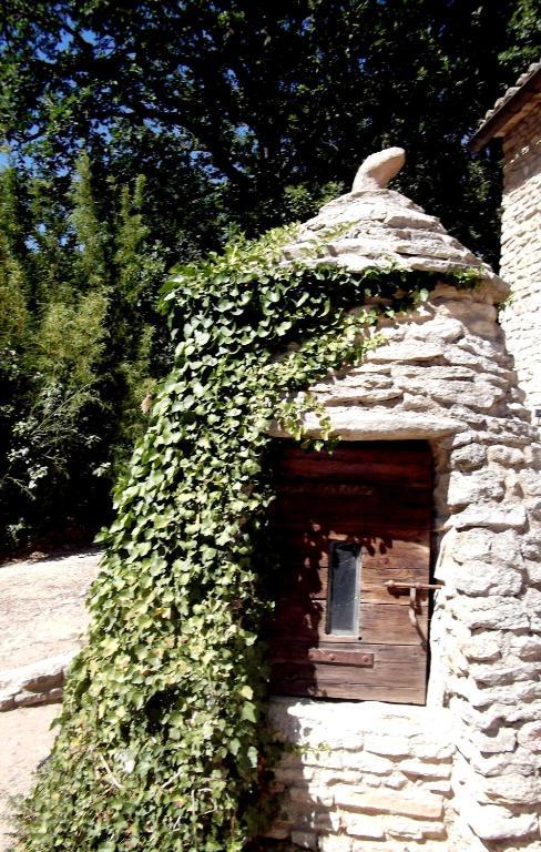 Гостевой дом La Bastide Du Vallon Saumane-de-Vaucluse Экстерьер фото