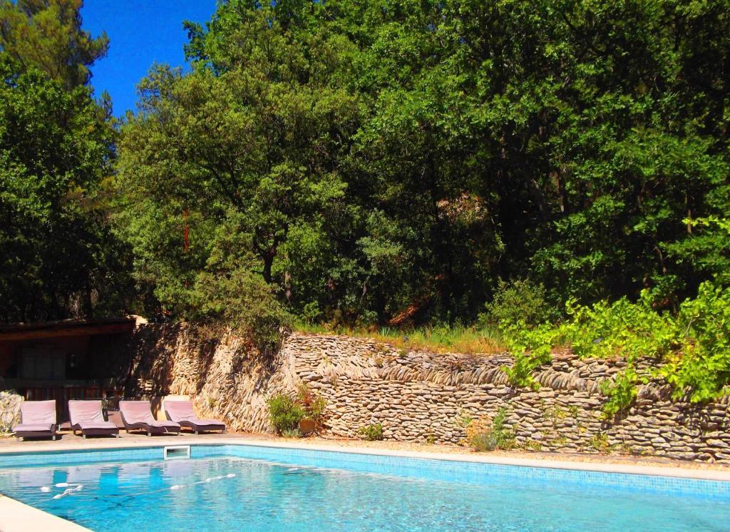 Гостевой дом La Bastide Du Vallon Saumane-de-Vaucluse Экстерьер фото