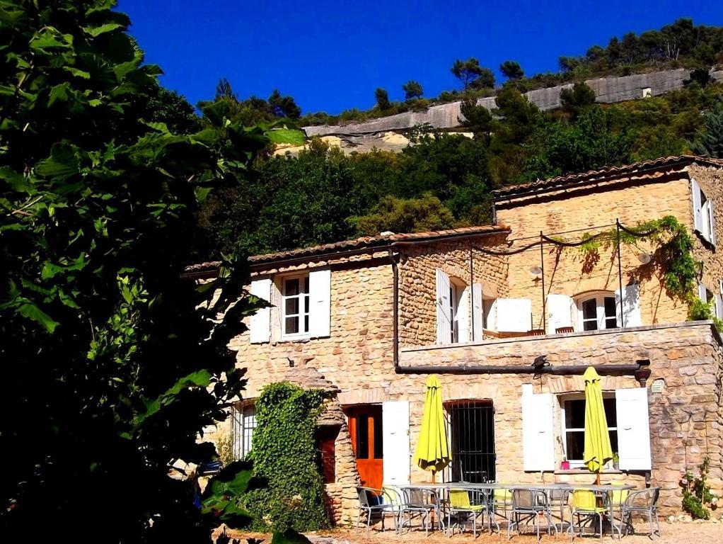 Гостевой дом La Bastide Du Vallon Saumane-de-Vaucluse Экстерьер фото